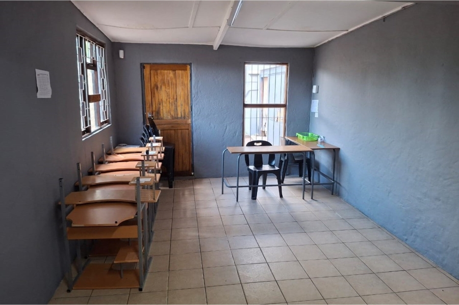 Commercial Property for Sale in Newton Park Eastern Cape